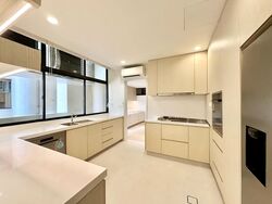 The Colonnade (D10), Condominium #568272091